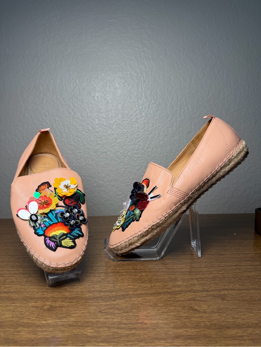 Bill Blass Floral Embellished Leather Espadrille Loafers Pink Shoes Size 9 - Picture 3 of 12